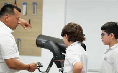 ¡Exploramos el universo! Llega el telescopio NexStar 130SLT a nuestro Centro de Astrofísica